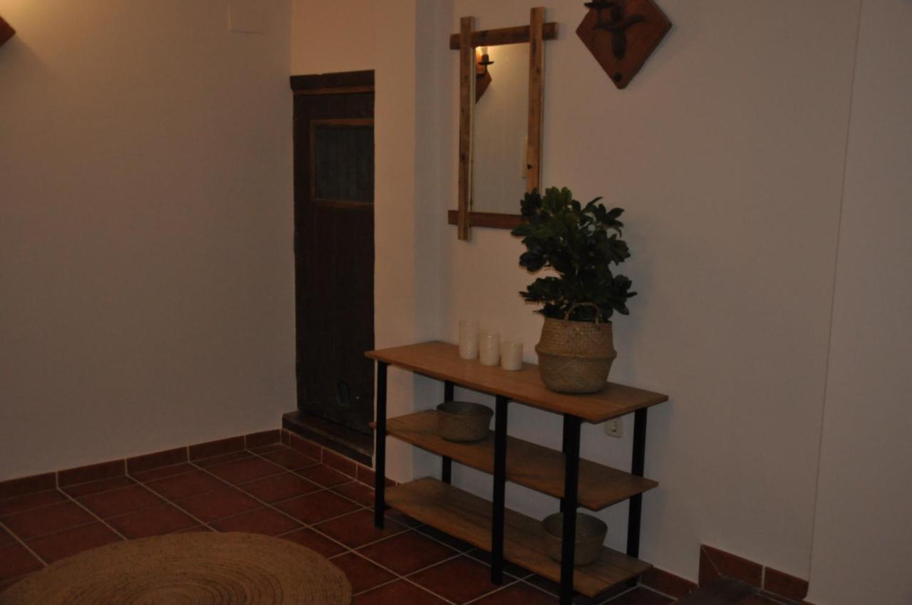 La Calleja Del Canchal Arenas de San Pedro Exterior photo